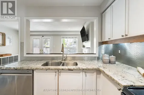57 Winchester Terrace Barrie ON L4M 0C8