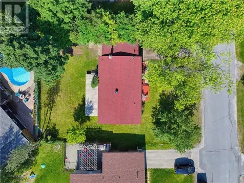 19 Norfolk Court Greater Sudbury ON P3A 1E4