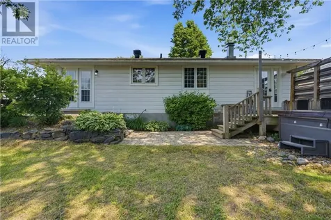 4663 Guy Avenue Hanmer ON P3P 1G1
