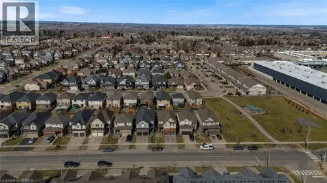 32 Arlington Parkway Paris ON N3L 0G2