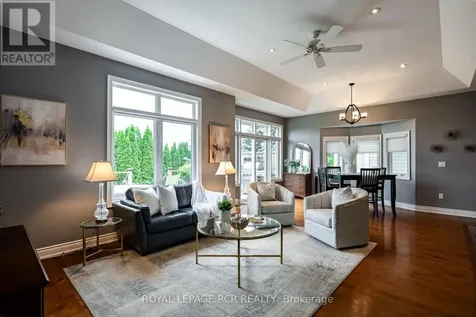 200 Kingfisher Drive Mono ON L9W 0B3