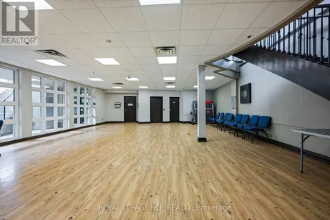 200 Kingfisher Drive Mono ON L9W 0B3