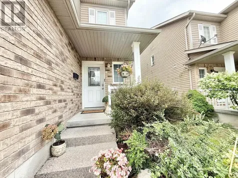 312 Tagge Crescent Kitchener ON N2K 3R7