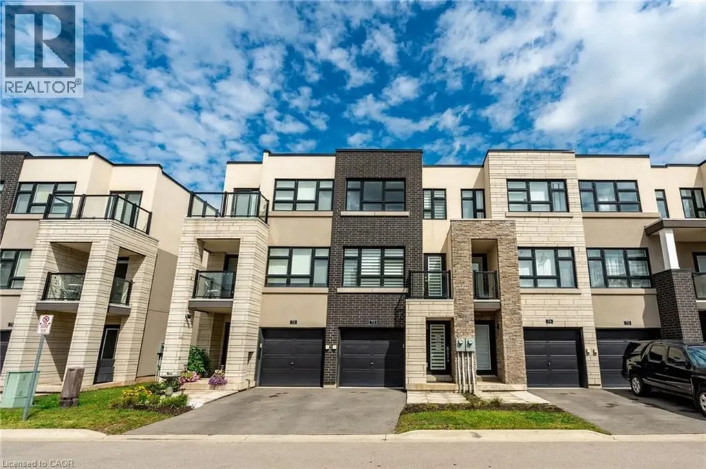 1121 Cooke Boulevard Burlington ON L7T 0C3