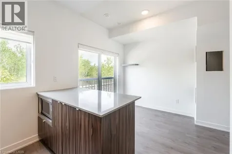 1121 Cooke Boulevard Burlington ON L7T 0C3