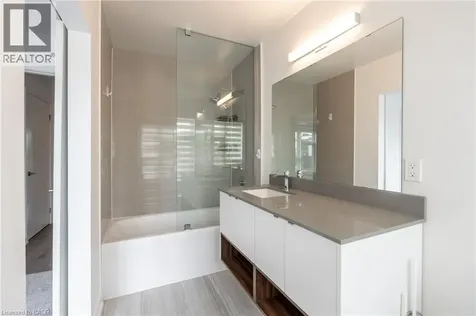 1121 Cooke Boulevard Burlington ON L7T 0C3