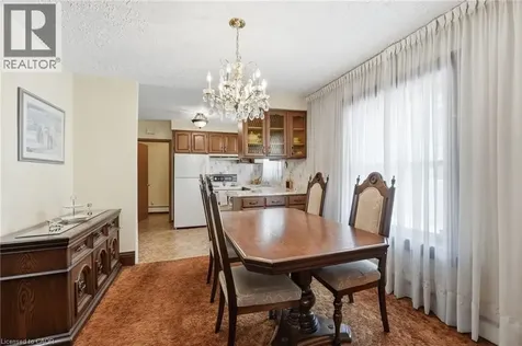 4587 Third Avenue Niagara Falls ON L2E 4L3
