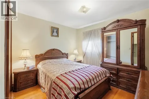 4587 Third Avenue Niagara Falls ON L2E 4L3