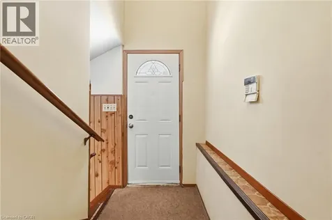 4587 Third Avenue Niagara Falls ON L2E 4L3
