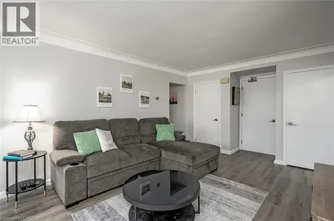 432 Burlington Avenue Burlington ON L7S 1R4