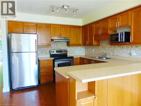 214 Snowdrop Crescent Kitchener ON N2E 4C2