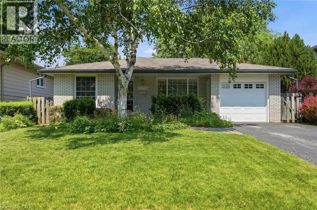 5155 Idlewood Crescent Burlington ON L7L 3Y5