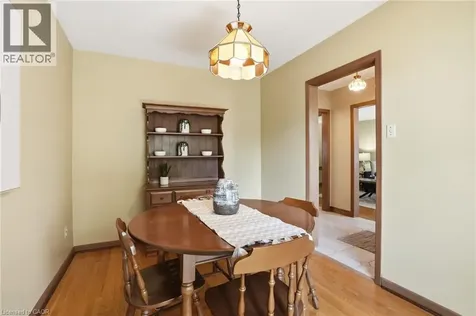 5155 Idlewood Crescent Burlington ON L7L 3Y5