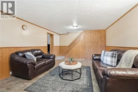 5155 Idlewood Crescent Burlington ON L7L 3Y5