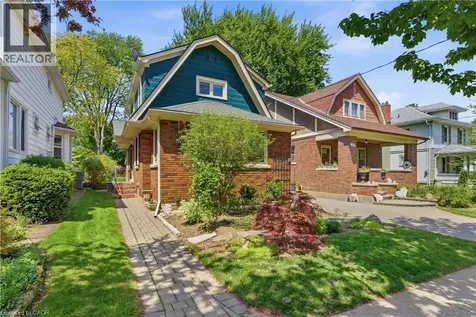 15 Wolseley Avenue St. Catharines ON L2R 4T4