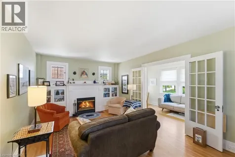 15 Wolseley Avenue St. Catharines ON L2R 4T4