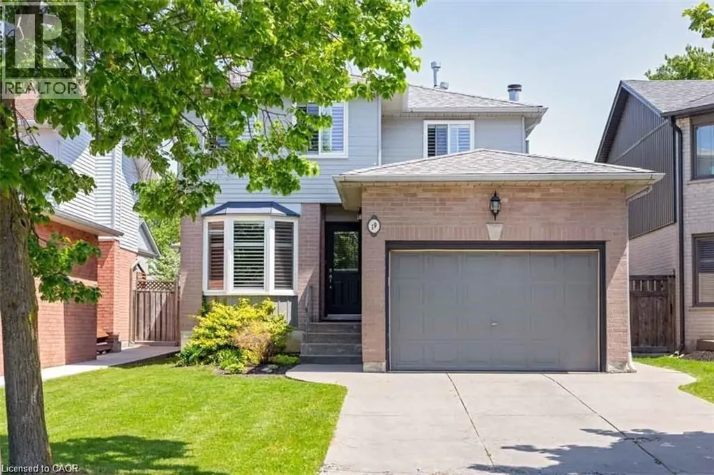 19 Beachgrove Crescent Hamilton ON L8J 2N8