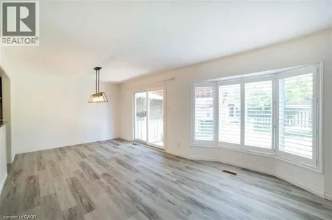 19 Beachgrove Crescent Hamilton ON L8J 2N8