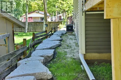 16 Caribbean Drive Wasaga Beach ON L9Z 2W3