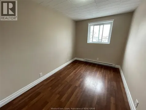 928 Howard Avenue Windsor ON N9A 2S6