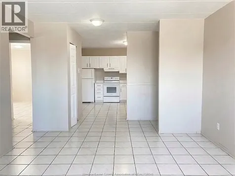 892 Campbell Avenue Windsor ON N9B 2H9