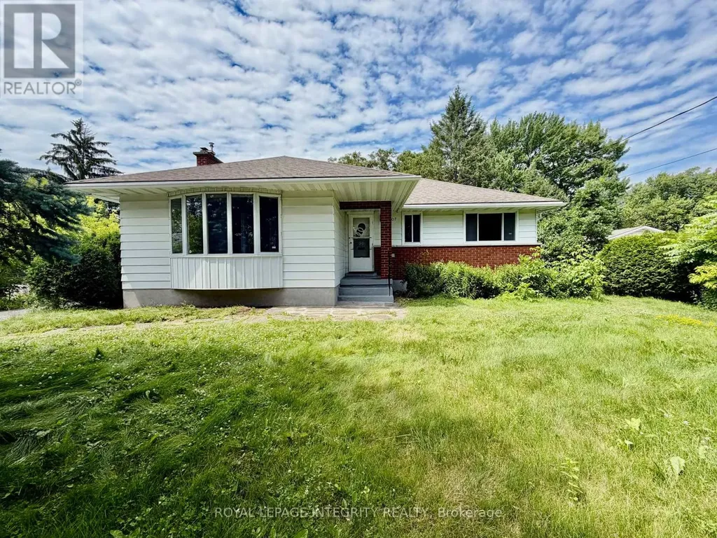 1107 Falaise Road Ottawa ON K2E 6R1