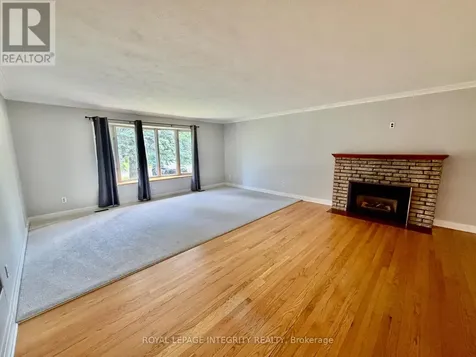 1107 Falaise Road Ottawa ON K2E 6R1