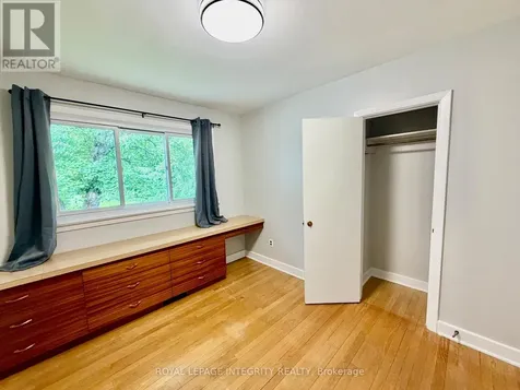 1107 Falaise Road Ottawa ON K2E 6R1