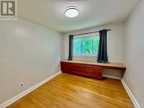 1107 Falaise Road Ottawa ON K2E 6R1