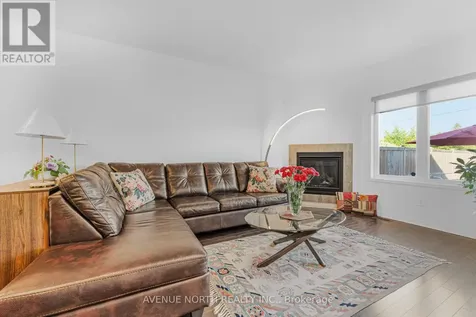 612 Via Campanale Avenue Ottawa ON K2J 4A2