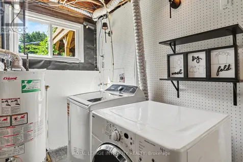 1034 Walkley Road Ottawa ON K1V 6R2