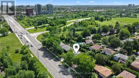 1034 Walkley Road Ottawa ON K1V 6R2