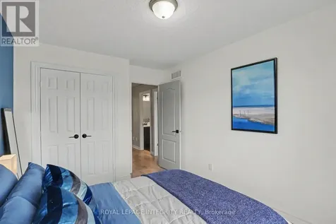 563 Remnor Avenue Ottawa ON K2T 0A5