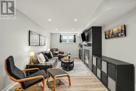 563 Remnor Avenue Ottawa ON K2T 0A5
