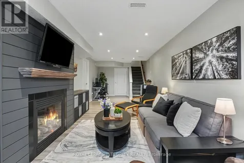 563 Remnor Avenue Ottawa ON K2T 0A5