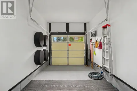 563 Remnor Avenue Ottawa ON K2T 0A5