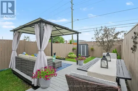 563 Remnor Avenue Ottawa ON K2T 0A5