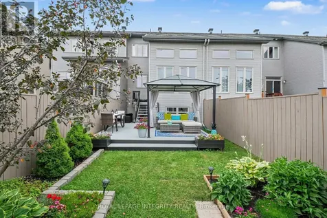 563 Remnor Avenue Ottawa ON K2T 0A5