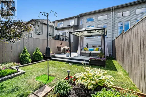 563 Remnor Avenue Ottawa ON K2T 0A5