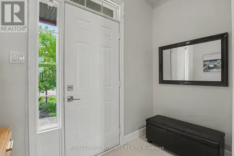 563 Remnor Avenue Ottawa ON K2T 0A5