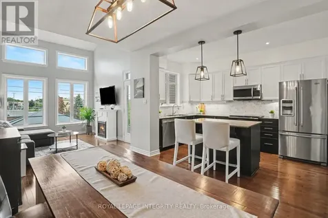 563 Remnor Avenue Ottawa ON K2T 0A5
