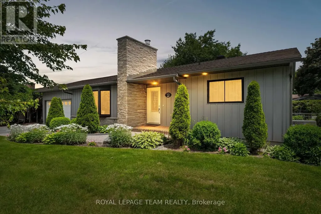 22 Barrhaven Crescent Ottawa ON K2J 1E8