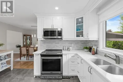 22 Barrhaven Crescent Ottawa ON K2J 1E8