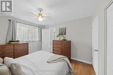 22 Barrhaven Crescent Ottawa ON K2J 1E8