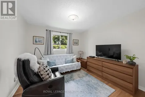 22 Barrhaven Crescent Ottawa ON K2J 1E8
