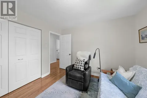 22 Barrhaven Crescent Ottawa ON K2J 1E8