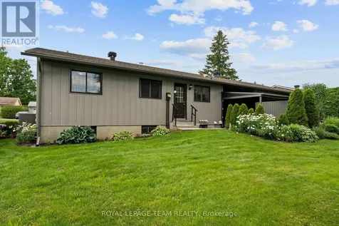 22 Barrhaven Crescent Ottawa ON K2J 1E8