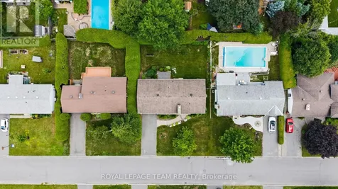 22 Barrhaven Crescent Ottawa ON K2J 1E8