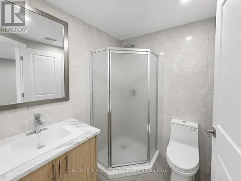 143 Westchester Crescent St. Catharines (e. Chester) ON L2P 2N8
