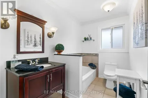 15 Deanna Drive Wasaga Beach ON L9Z 1J5